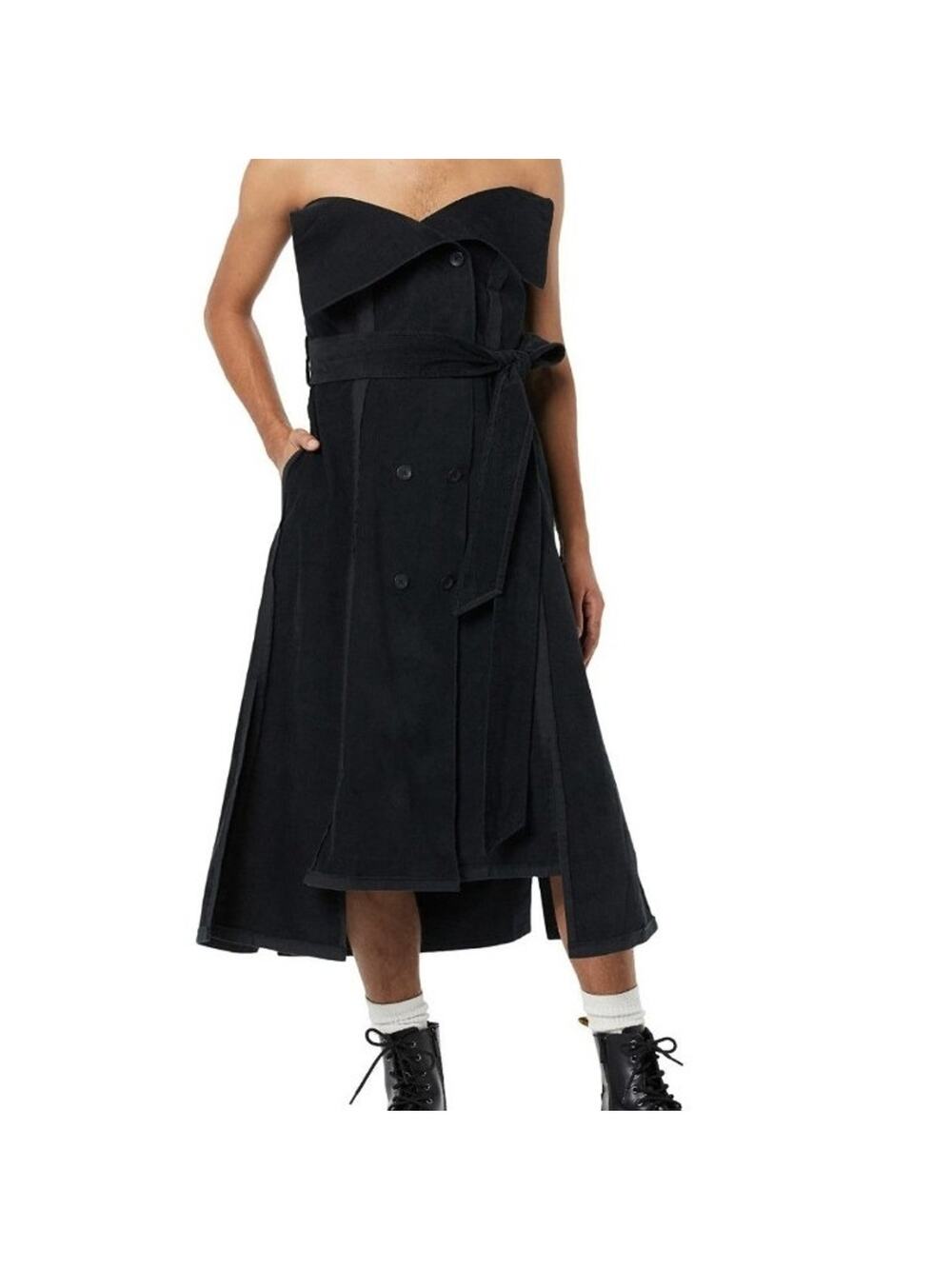 Making the Cut Season 3 Winning Look Yannik's Deconstructed Trench dress XXL